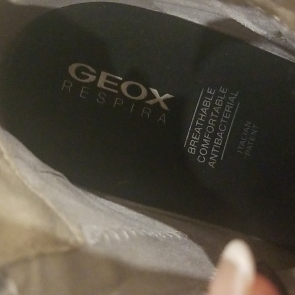 Black ankle Geox Natural Leather Active breathable shoes  Size 8. Italian parent - Picture 10 of 10